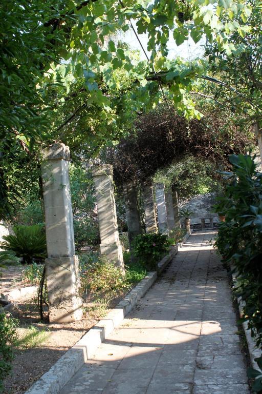 Dimora Storica "Casa Sicuro" Panzió Martano Kültér fotó