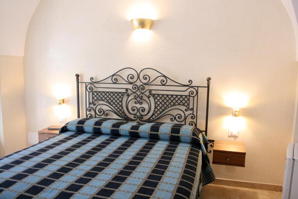 Dimora Storica "Casa Sicuro" Panzió Martano Kültér fotó